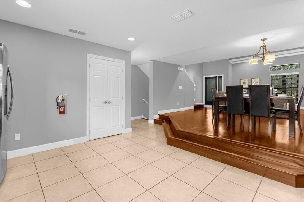 Vibrant 4Br Family Townhome 1 Mile From Disney World And Disney Springs Orlando Exteriör bild